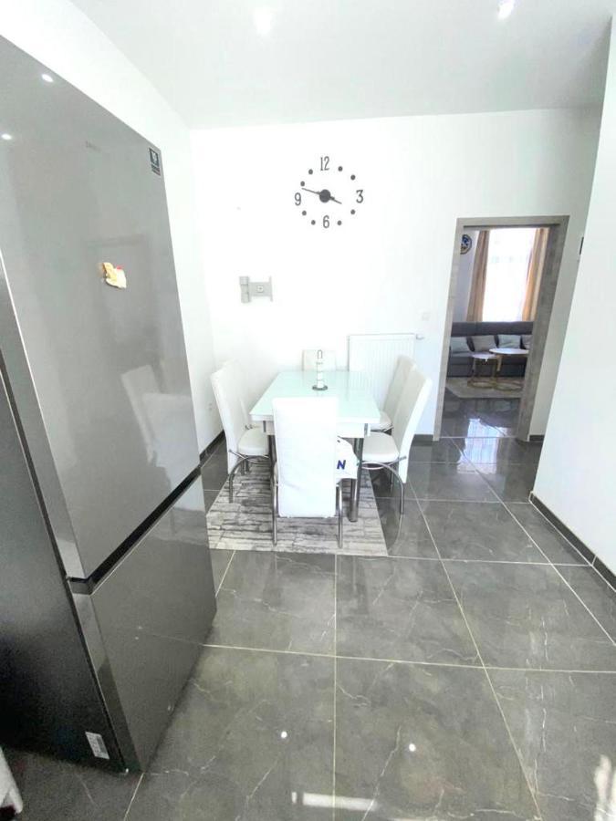 Appartement Douvres Bryssel Exteriör bild